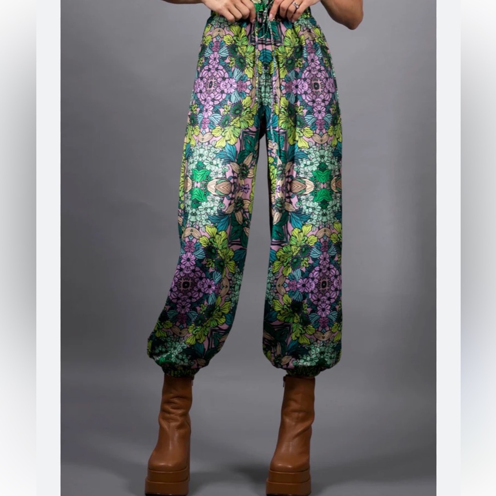 Nuvula verda harem pant XS